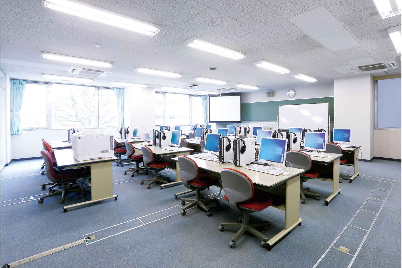 機内サービス実習室（エアライン実習室）